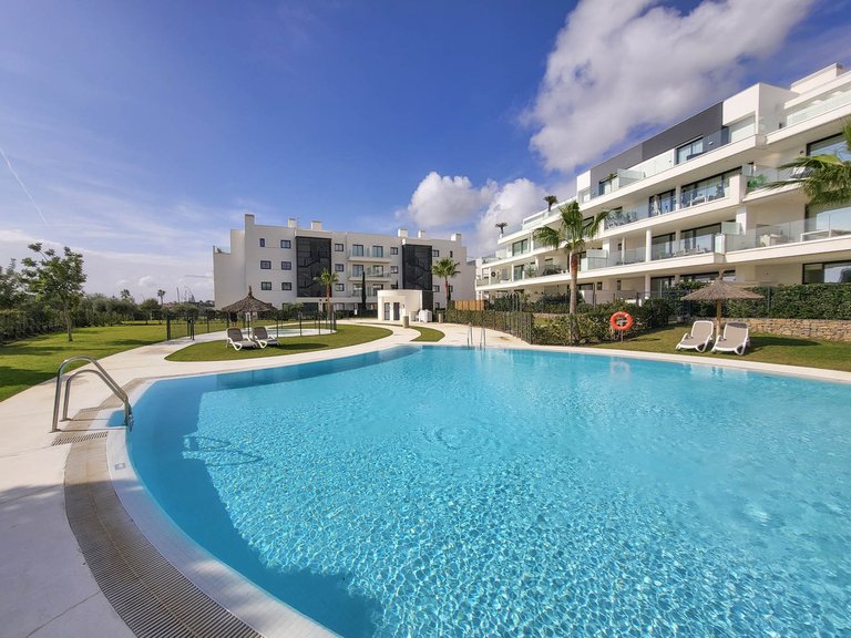 Apartment for Sale in Fuengirola, Malaga 2