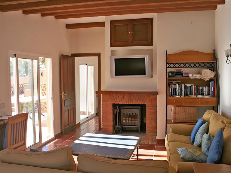 Apartment for Sale in New Golden Mile, Malaga 5