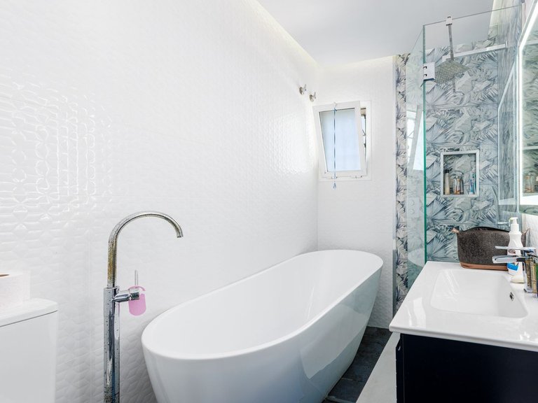 Villa for Sale in Coín, Malaga 18