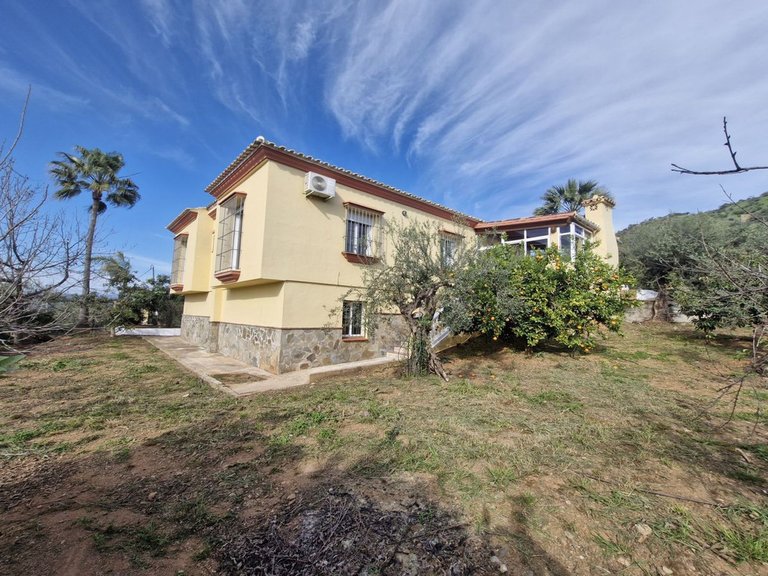 Villa for Sale in Coín, Malaga 2