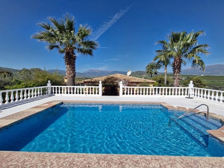 Villa for Sale in Coín, Malaga 3