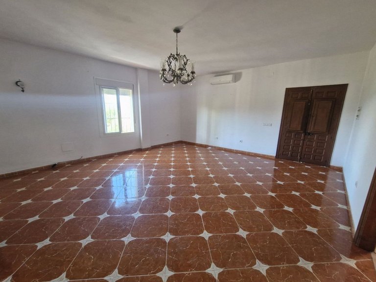 Villa for Sale in Coín, Malaga 6