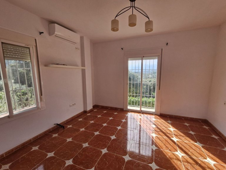 Villa for Sale in Coín, Malaga 7