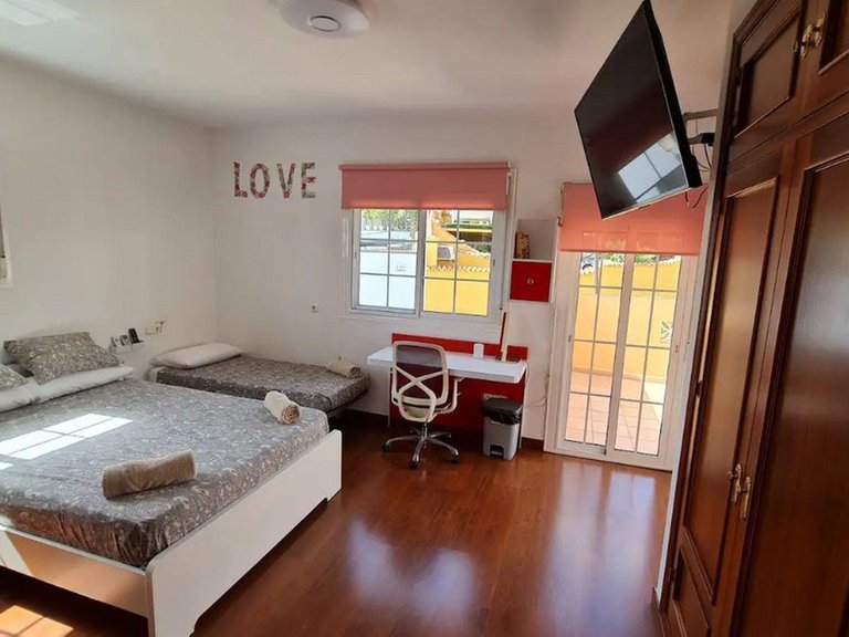 Villa for Sale in Torremolinos, Malaga 26