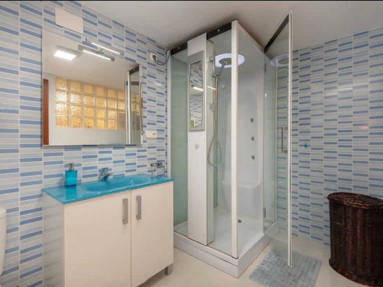 Villa for Sale in Torremolinos, Malaga 39