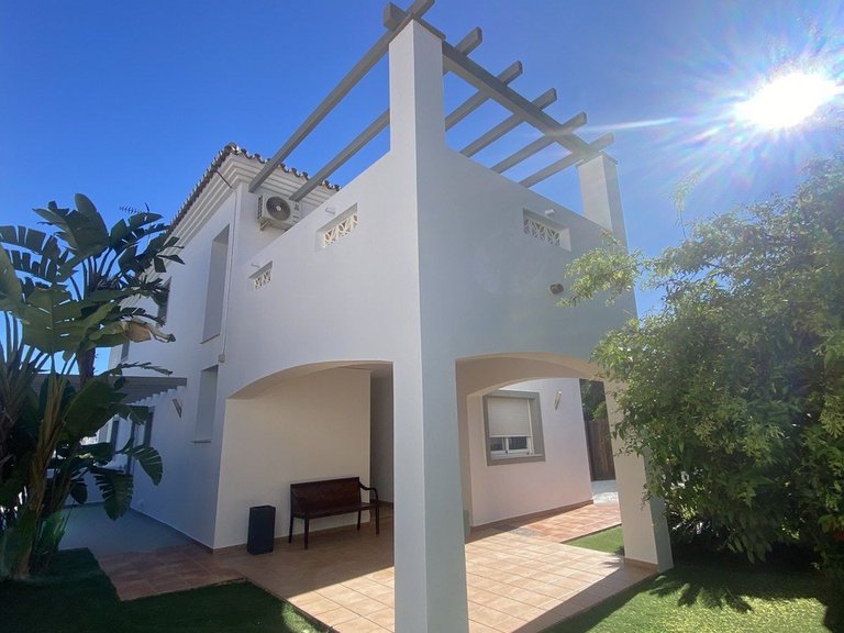 Villa for Sale in Torremolinos, Malaga 4