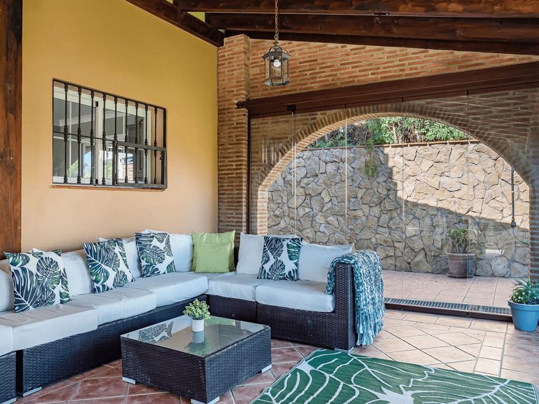 Villa for Sale in Estepona, Malaga 23