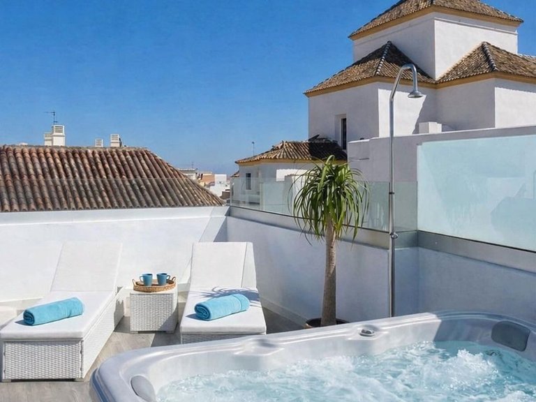Villa for Sale in Estepona, Malaga 2