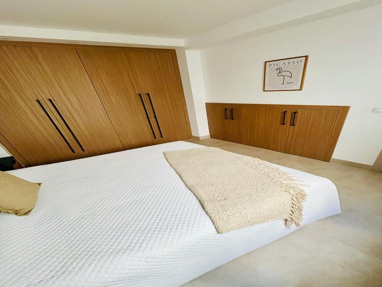 Villa for Sale in Estepona, Malaga 5