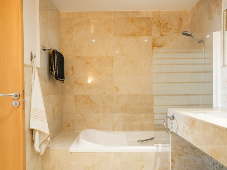 Apartment for Sale in Altos De Los Monteros, Malaga 16