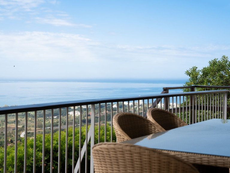 Apartment for Sale in Altos De Los Monteros, Malaga 25