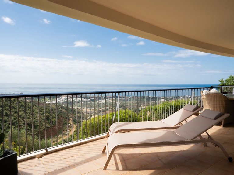 Apartment for Sale in Altos De Los Monteros, Malaga 29