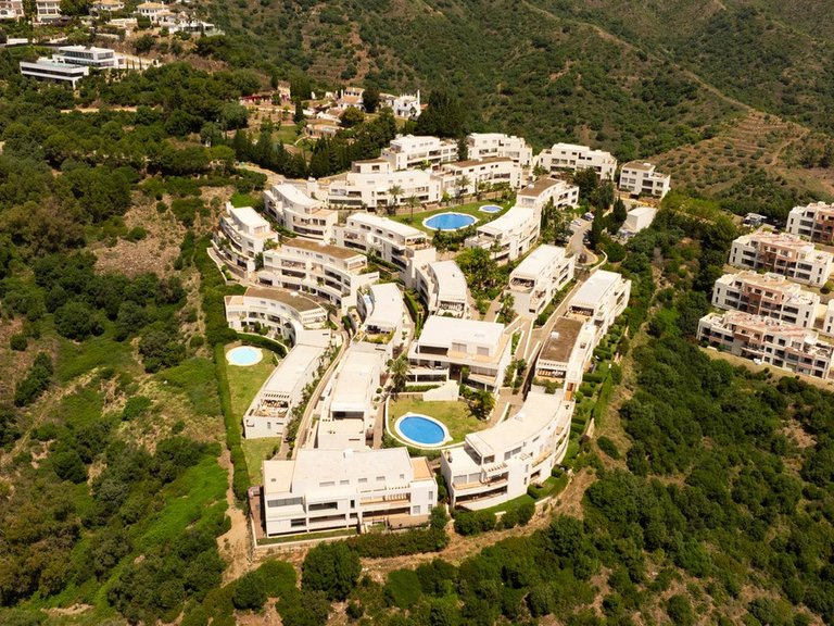 Apartment for Sale in Altos De Los Monteros, Malaga 55