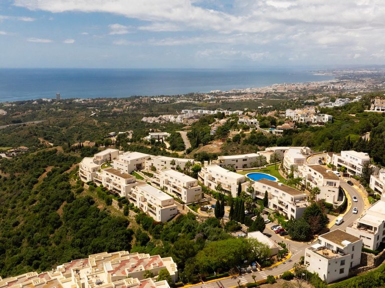 Apartment for Sale in Altos De Los Monteros, Malaga 56