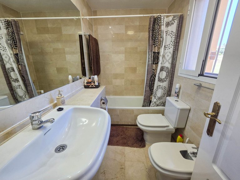 Town House for Sale in La Duquesa, Malaga 10