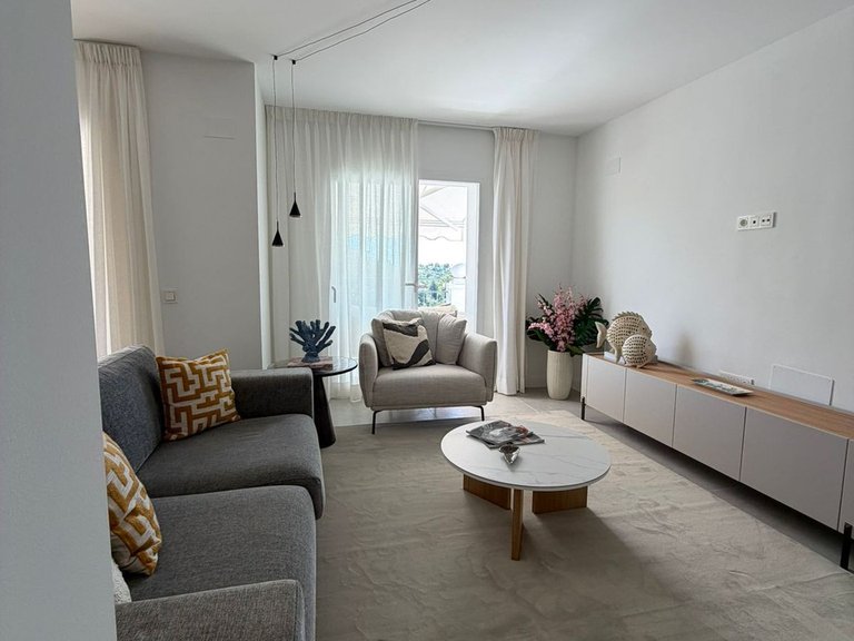 Apartment for Sale in Benahavís, Malaga 10