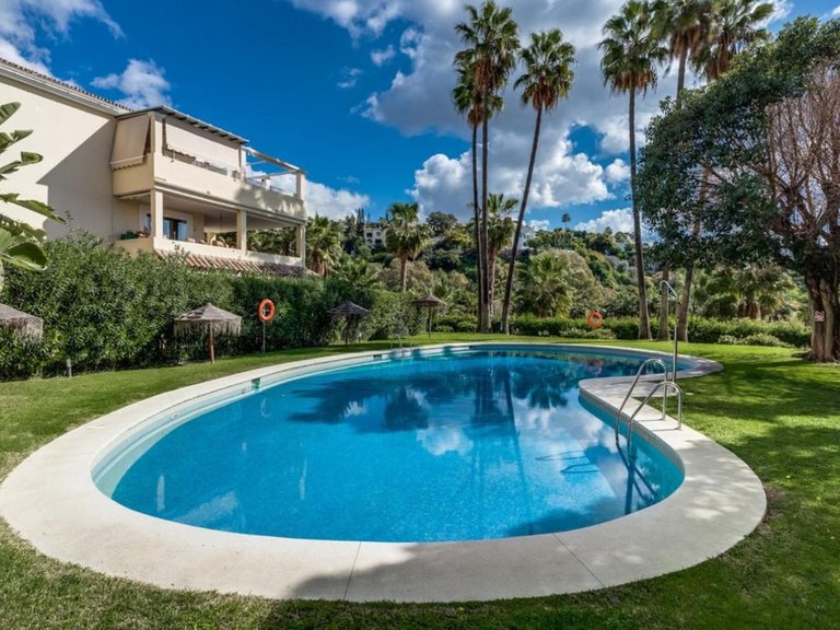 Apartment for Sale in Benahavís, Malaga 29