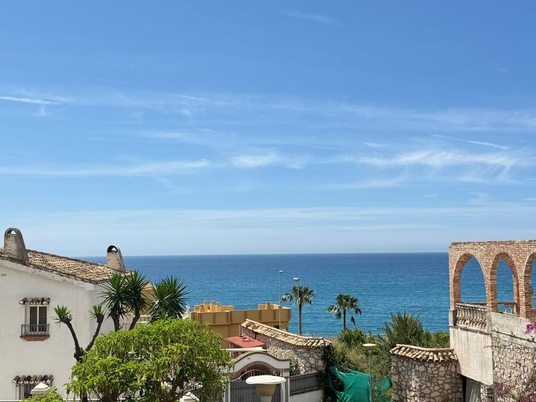 Villa for Sale in Costa del Sol Benalmadena, Malaga 11