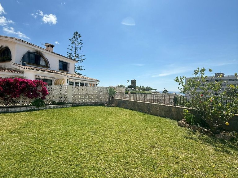 Villa for Sale in Costa del Sol Benalmadena, Malaga 15