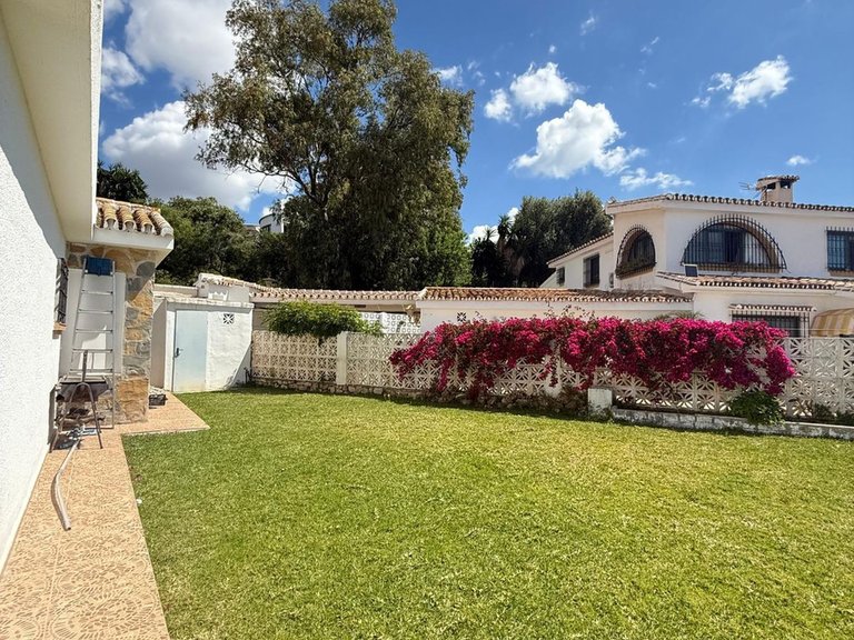 Villa for Sale in Costa del Sol Benalmadena, Malaga 16
