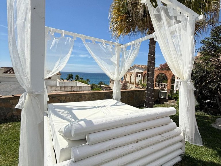 Villa for Sale in Costa del Sol Benalmadena, Malaga 17