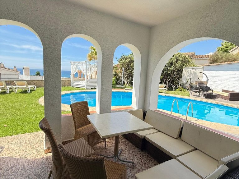 Villa for Sale in Costa del Sol Benalmadena, Malaga 18