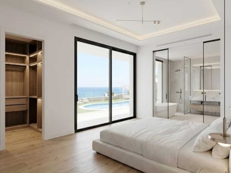 Villa for Sale in Costa del Sol Benalmadena, Malaga 19