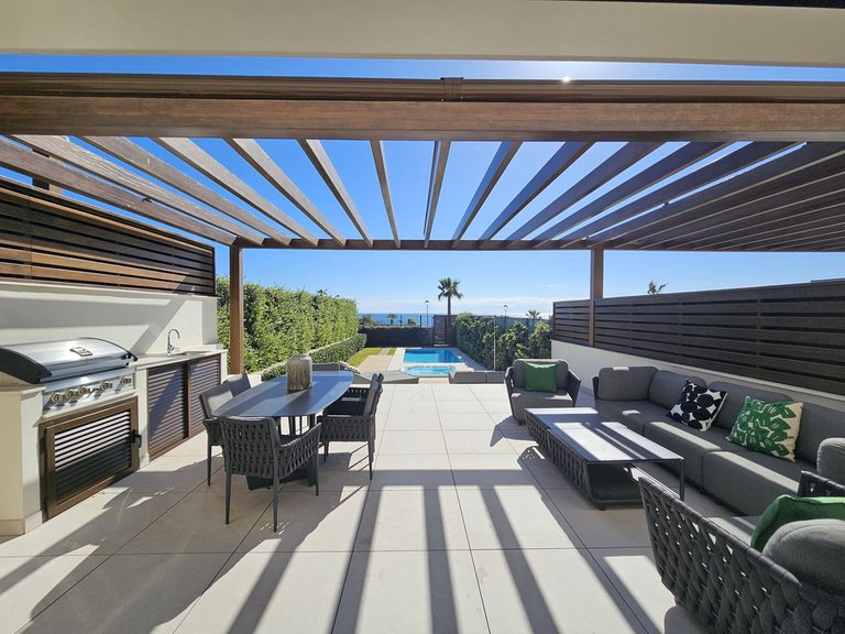 Town House for Sale in New Golden Mile, Malaga 2