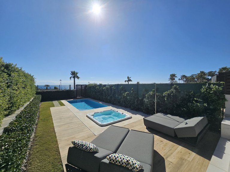 Town House for Sale in New Golden Mile, Malaga 3