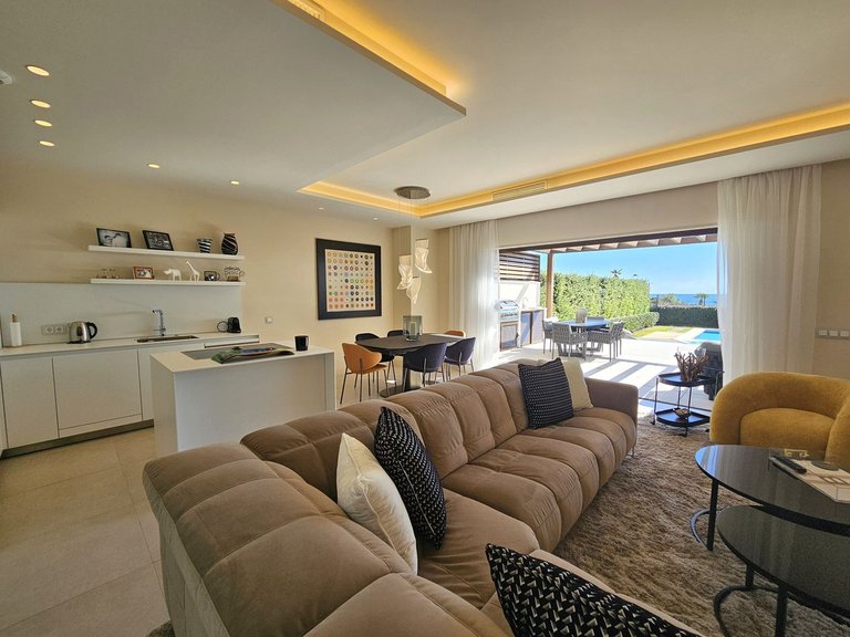 Town House for Sale in New Golden Mile, Malaga 7