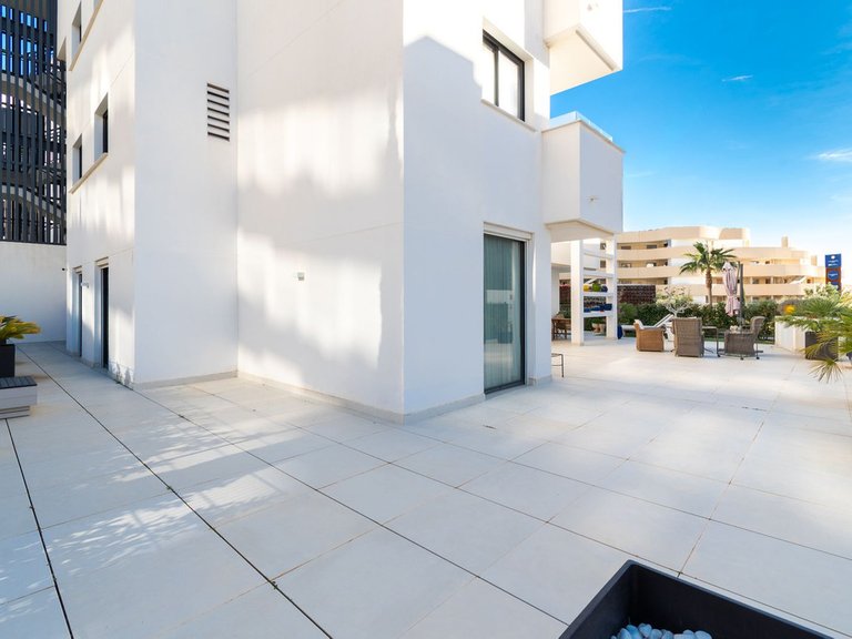 Apartment for Sale in Fuengirola, Malaga 29