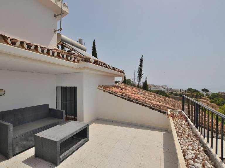 Villa for Sale in Benalmadena Costa, Malaga 13