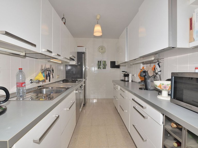 Villa for Sale in Benalmadena Costa, Malaga 18