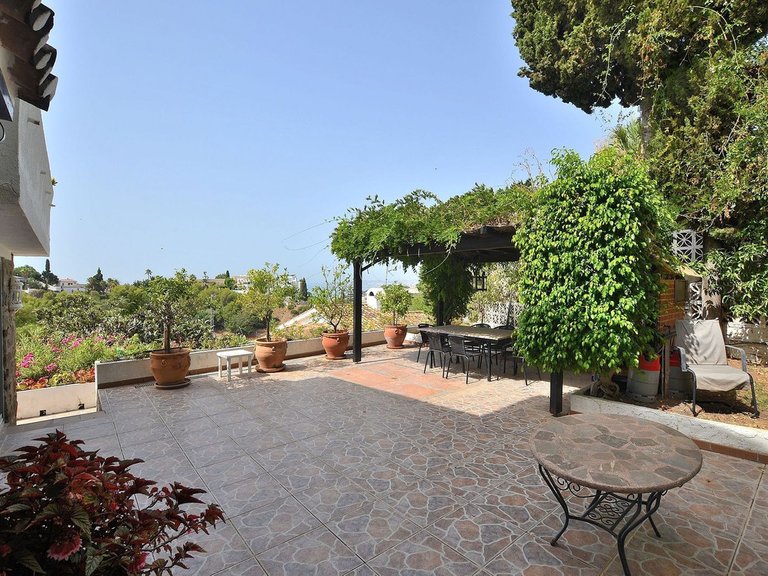 Villa for Sale in Benalmadena Costa, Malaga 3