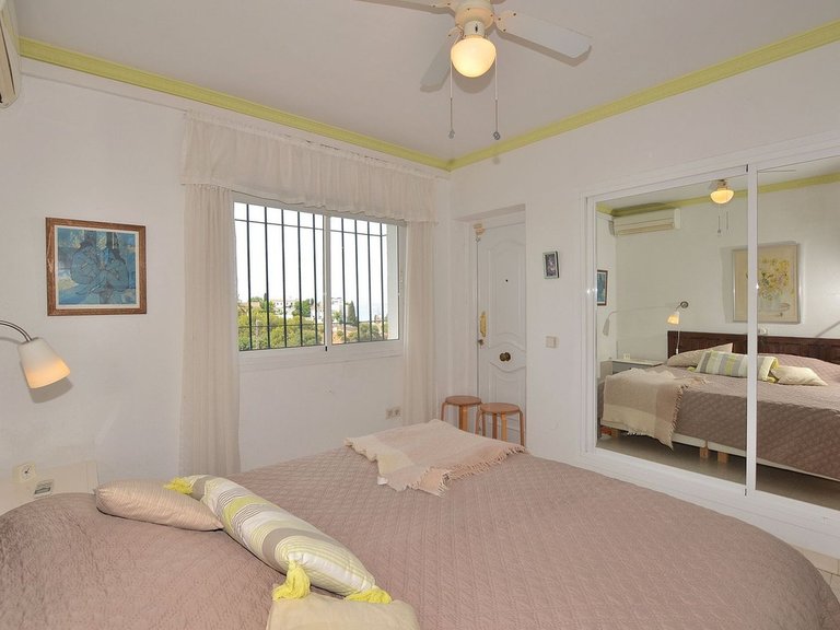 Villa for Sale in Benalmadena Costa, Malaga 33