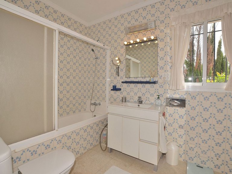 Villa for Sale in Benalmadena Costa, Malaga 34