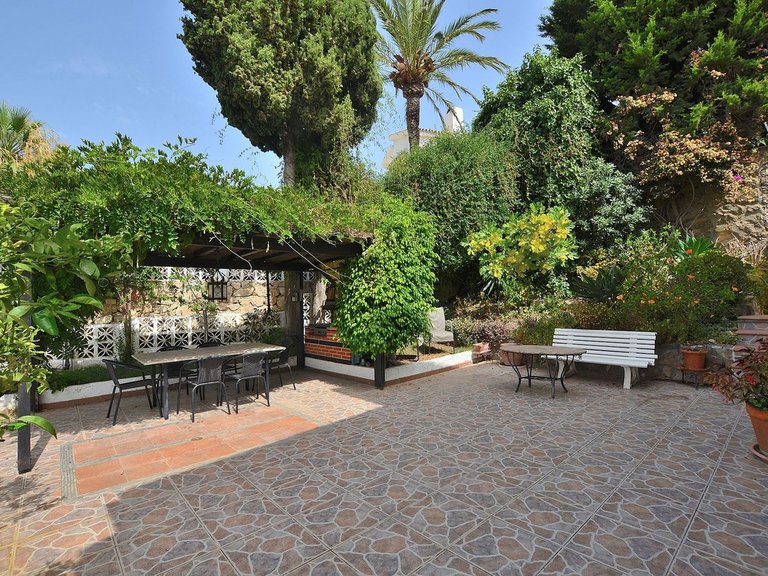 Villa for Sale in Benalmadena Costa, Malaga 4