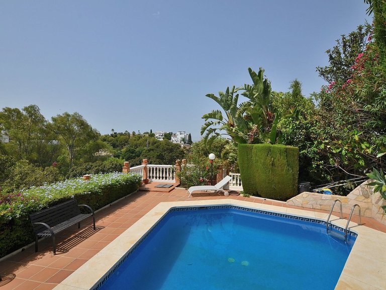 Villa for Sale in Benalmadena Costa, Malaga 46