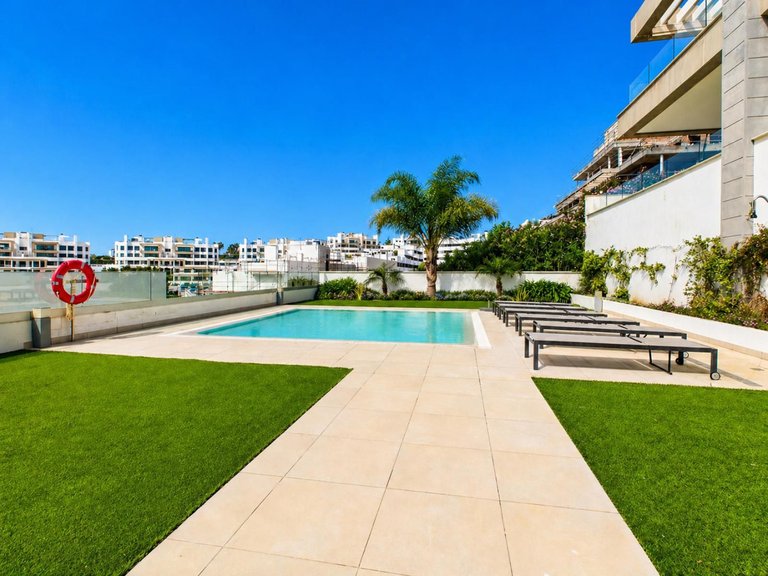 Apartment for Sale in Estepona, Malaga 30
