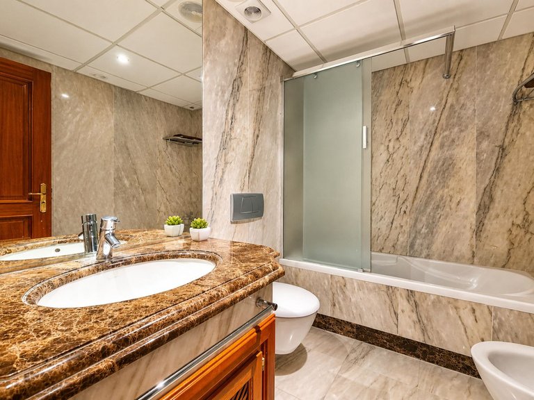Apartment for Sale in Estepona, Malaga 8