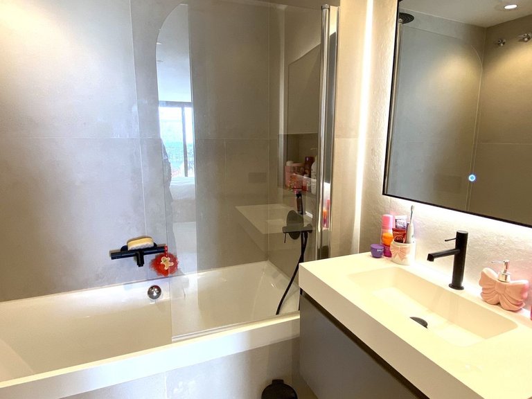 Apartment for Sale in Costa del Sol, La Quinta, Malaga 38