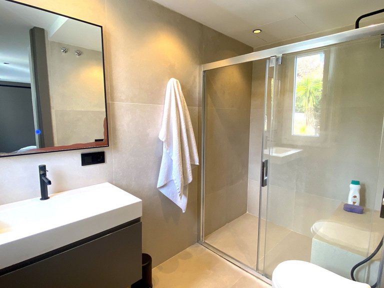 Apartment for Sale in Costa del Sol, La Quinta, Malaga 42