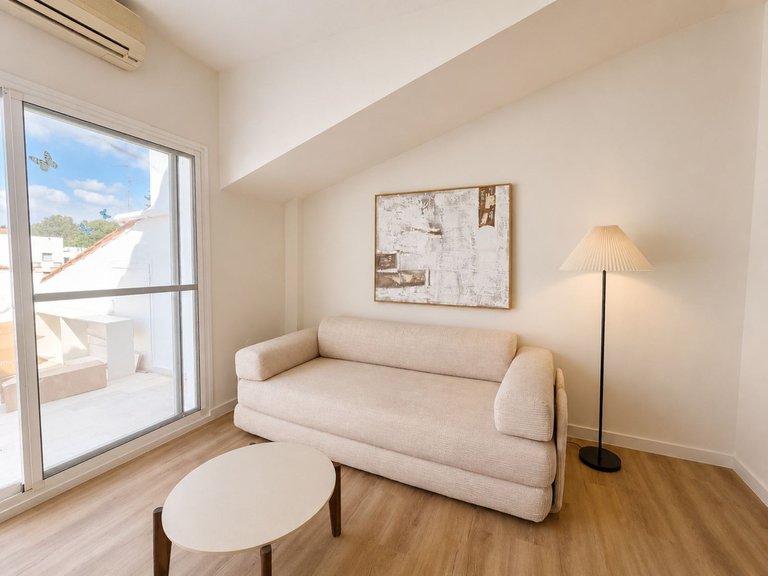 Apartment for Sale in The Golden Mile, Malaga 1