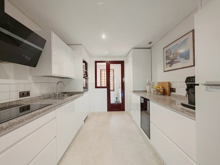 Apartment for Sale in La Mairena, Malaga 11