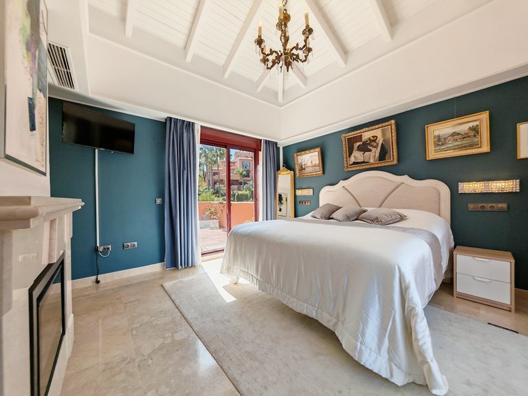 Apartment for Sale in La Mairena, Malaga 14