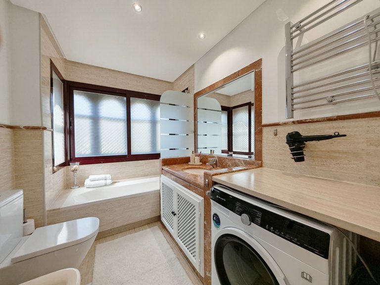 Apartment for Sale in La Mairena, Malaga 23