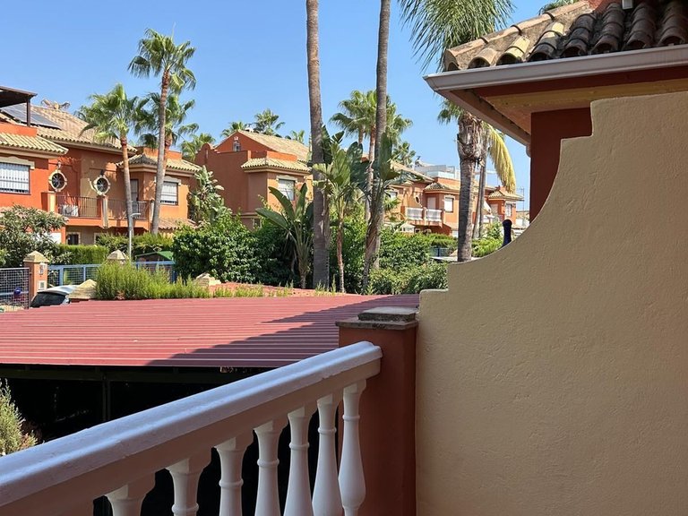 Villa for Sale in Benahavís, Malaga 10