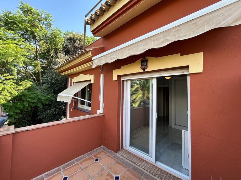 Villa for Sale in Benahavís, Malaga 17