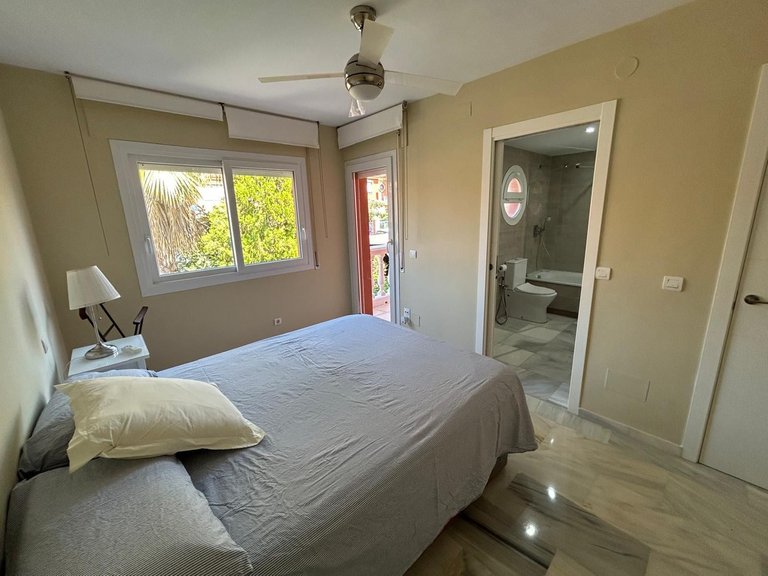 Villa for Sale in Benahavís, Malaga 26