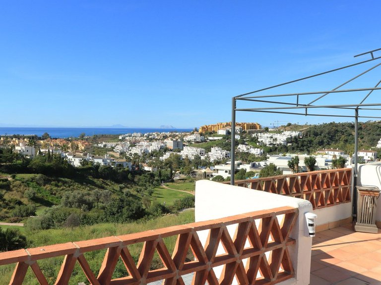 Villa for Sale in Estepona, Malaga 9